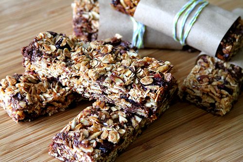 chewy coconut chocolate chip granola bars